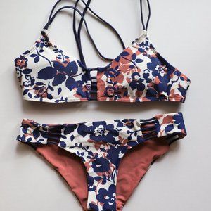 Cheeky Two Piece Swimsuit Bikini With Bonus Top